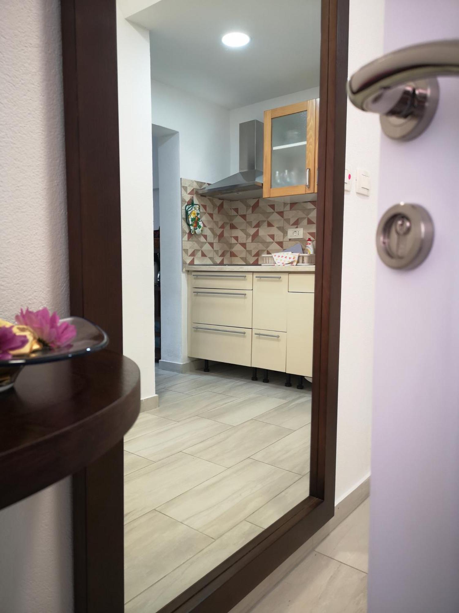 Apartments Zababa 皮兰 外观 照片