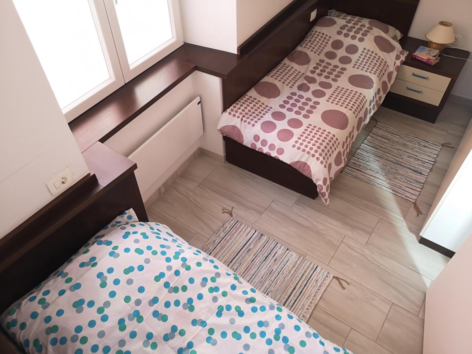 Apartments Zababa 皮兰 外观 照片